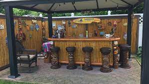 Morris Family... - Morris Family Backyard Tiki Bar And Pool