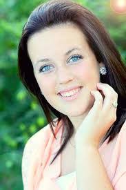 Danielle Chatterton's Instagram, Twitter & Facebook