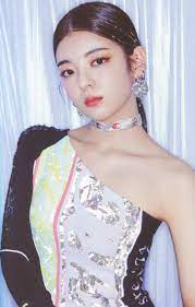 Itzy icy lia red dress 4k wallpaper 39. Itzy Pics On Twitter It Z Icy Album Scan Icy Version Lia
