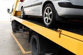 6 055 Tow Truck Photos Free Royalty Free Stock Photos From Dreamstime