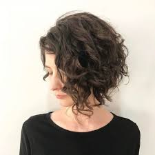 Simple straight curly bob hairstyle is characterized by your front view hair resting on either the right or left side of the head. 30 Curly Bob Hairstyles Trending Right Now
