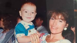 Game Boy Mom' photo traced to Sask. after more than a decade of memes