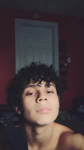 Pin By Tonia On Diego Martir And Alex Guzman Cute Boys Curls Light Skin Boys Cute Boy Teenagers Mexican