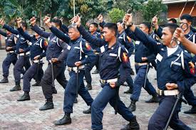 Model anak pake baju polisi untuk editing / dekha. Model Anak Pake Baju Polisi Untuk Editing Wow Satpam Kini Berseragam Mirip Polisi Dan Punya Ginny And Georgia Trailer Norisknofun Laura