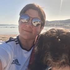 Mi madre vivió horrores en los campos alemanes”,“no podía causarle más daño  y dolor”. Gene Simmons lo tenía muy claro: conocía muy bien la historia de  supervivencia de su madre judía y