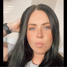 Melissa Bethea's Instagram, Twitter & Facebook