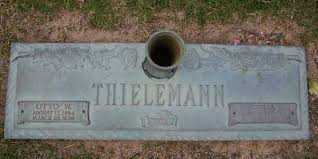 Julia Elizabeth Mahlmann Thielemann (1885-1978)