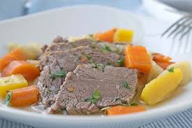 Zart Gekochtes Siedfleisch Mit Gemuse Rezept Rezept Siedfleisch Rezepte Siedfleisch Kochen