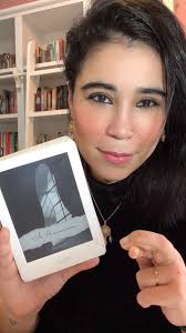 Acredito que seja a última resenha do ano 😂: A Promessa” de Bia Azevedo,  que está sensacional, vale muito a pena a sua leitura! , #promessa  #bullying #escola #elinor #david #romance #literatura ...