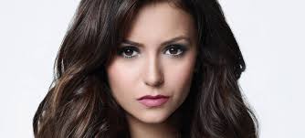 Nina Dobrev S Explique Enfin Sur Son Depart De Vampire Diaries Vampire Diaries Tf1