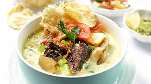 Soto ayam memang sangat dimakan bersama keluarga, apalagi ketika masih hangat. Takaran Bumbu Yang Pas Bikin Resep Soto Betawi Santan Ini Nikmat Teruji Bukareview