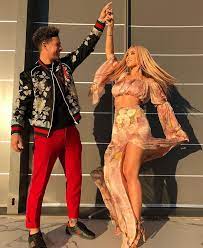 Austin mcbroom is a former 'national collegiate athletic association' (ncaa) basketball player, youtuber and instagram star. Austin Mcbroom Austinmcbroom Instagram Photos And Videos Ace Family Austin And Catherine Girl Outfits