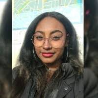 Leia Smith's Instagram, Twitter & Facebook