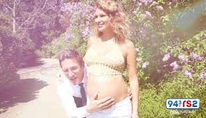 Janni hönscheid ist wegen ihrer stillbilder im netz in der vergangenheit bereits öfter angefeindet niemand müsse sich schämen in der öffentlichkeit zu stillen und ebenso gäbe es kein alter, zu dem. Interview Janni Honscheid Auf Dem Weg Zum Tv Star