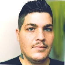 Lance Tate's Instagram, Twitter & Facebook