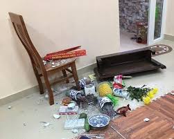 Bàn thờ có 7 dấu hiệu này là điềm gở ...