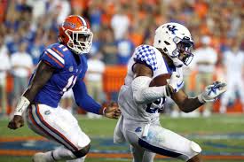 The wildcats are a member of the ncaa fbs southeastern conference and play their home games at kroger field in lexington. Kentucky 27 Florida 16 Wildcats Snap Streak By Sapping Gators Will Alligator Army