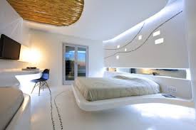 Der große esstisch umgeben von bequemen stühlen. Das Moderne Schlafzimmer Komplett Gestalten