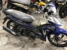 La sym bonus sr es la única motocicleta del segmento mopped, más conocido en colombia como semiautomática, que viene con tablero digital: 2018 Sym Sportbonus 115 Sr Rm4 428 Blue Sym New Sym Motorcycles Sym Petaling Jaya Imotorbike My