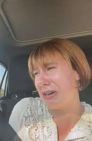 Woman cries after haircut leaves her looking 'like a Karen'