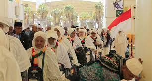 Semoga info ini bisa bermanfaat. Daftar Lengkap Biaya Ibadah Haji 2018 Vs 2017 Per Embarkasi Okezone Haji