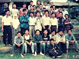Datuk bijo dirajo nan kuning, from his ancestors' land, kabupaten lima puluh kota, west sumatra. Fadli Zon Unggah Foto Lawas Saat Duduk Bersebelahan Dengan Anies Baswedan Netizen Tak Disangka Jadi Gubernur Riau24 Com