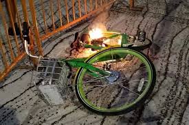 Limepass subscribers will be able to rent one of lime's electric. Electric Lime Bike Apparently Explodes In Rockaway Beach