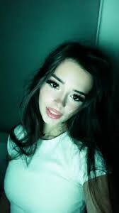 Megan Redd's Instagram, Twitter & Facebook