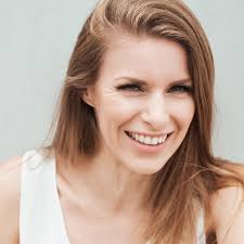 Stephanie Crutchfield's Instagram, Twitter & Facebook