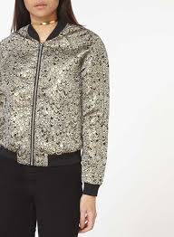 Trova una vasta selezione di cappotti e giacche da donna bomber vero moda a prezzi vantaggiosi su ebay. Vero Moda Gold Peacock Bomber Jacket Shopperboard