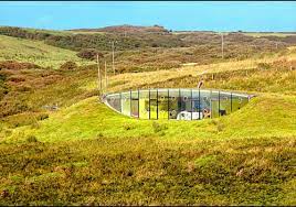 Erdhügelhäuser lassen sich auf unterschiedliche arten bauen. 6 Erstaunliche In Die Erde Eingebaute Hauser