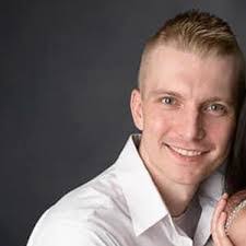 Kurt Varney's Instagram, Twitter & Facebook