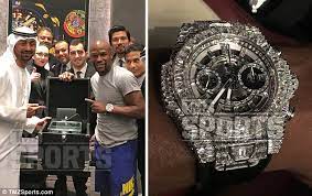 Complete selection of luxury brands. Floyd Mayweather Splashes 1 1m On Diamond Encrusted Watch As Former Undefeated Champion Enjoys Dubai Holiday Daily Mail Online