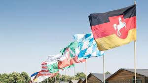 Hier können sie alle orte deutschlands nachschlagen und das jeweilige bundesland ermitteln. Bundeslander