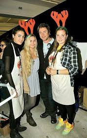 Simon With His Daughters Amber Saffron And Talullah At Christmas Simon Le Bon Duran Yasmin Le Bon
