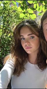 Lili Young (Hyeung12)