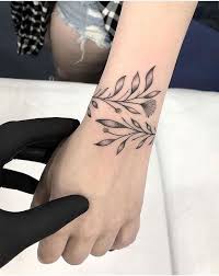 Me Encanta La Vid Retorcida Tatuaje Brazalete Mujer Brazos Tatuados