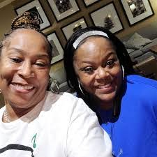 Bob Crimi's Instagram, Twitter & Facebook