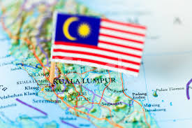 Großartige videos, die sie nirgendwo sonst finden. Karte Und Flagge Von Malaysia Stockfotos Freeimages Com
