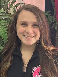 Jennifer Pries's Instagram, Twitter & Facebook