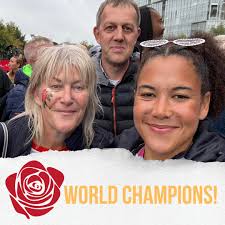 𝗪𝗵𝗮𝘁 𝗮 𝗻𝗶𝗴𝗵𝘁! Just brilliant! So many people there! What a  beautiful car and what a brilliant speaker! Such an insight. It's brilliant  how Club Nights are growing at the moment -