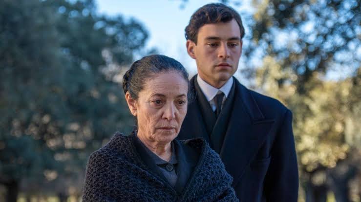 El giro sorpresa de 'La Promesa' puede que nos enfade, pero la serie entra  en una trama muy interesante y el avance lo demuestra - Noticias de series  - SensaCine.com