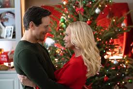 Kristin Chenoweth and Scott Wolf bond over their love of Utah while filming  Christmas TV movie