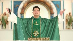 A christian priest, especially in the…. Caso Padre Robson Hacker Diz Que Deu R 165 Mil A Delegado Responsavel Pelo Caso Istoe Independente