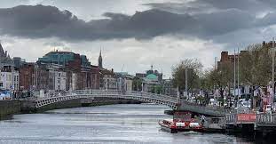 Ηθελα να ρωτησω αν με κάποιο τρόπο μπορώ κάποιος να εργαστεί στην ιρλανδία συγκεκριμένα στο δουβλινο με ιεκ φυσικοθεραπείας η πως αλλιώς μπορεί να το εξελίξει αυτό για να αρχίσει δουλειά εκεί. Doyblino Mikros Odhgos World Travel Stories