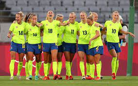 Laget har sedan det internationella fotbollsförbundet fifa införde världsranking för damerna 2003 pendlat mellan tredje och sjätte plats på denna ranking. Os Trojorna Som Vacker Kanslor En Gata Gp