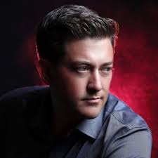 Fiona Grubb Tang (@yayfiona)