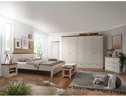 Schlafzimmer vollholz schlafzimmer komplett, bestehend aus doppelbett 180 x 200, 5 türenschrank 250 65, 2 nachtkästchen mit jeweils 2 schüben. Schlafzimmer Massiv Kals 4 Teilig Kiefer Massiv Creme Eiche 2 699 90 Schlafzimmer Schlafzimmer Massivholz Zimmer
