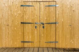 Some pivot door hinges can be installed as concealed hinges to give cabinets a clean, seamless appearance. The 10 Most Common Types Of Door Hinges