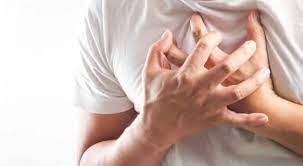 ما هي نوبات الهلع (بانك أتاك)؟ ( panic attacks) هل تخيلت يوما ما أن شعور الخوف والرعب الذي ينتابك عند الفزع من شيء مخيف جدا أو مرعب، إن هذا الشعور قد يكون مرضيا وأنه له أعراض قاسية، وأن نوبات الهلع هي مرض نفسي يحتاج إلى العلاج والمساندة من الأطباء والمتخصصين، ما هو مرض نوبات الهلع. ÙƒÙŠÙ ØªØ­Ø¯Ø¯ Ø§Ù„ÙØ±Ù‚ Ø¨ÙŠÙ† Ù†ÙˆØ¨Ø© Ø§Ù„Ù‡Ù„Ø¹ ÙˆØ§Ù„Ù†ÙˆØ¨Ø© Ø§Ù„Ù‚Ù„Ø¨ÙŠØ© Ø§Ù„ÙŠÙˆÙ… Ø§Ù„Ø³Ø§Ø¨Ø¹